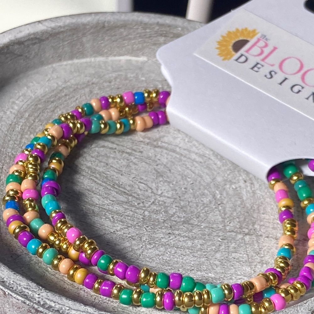 Stretchable Seed Bead Bracelets Multicolor Layered Bracelets 3 pack Island Party